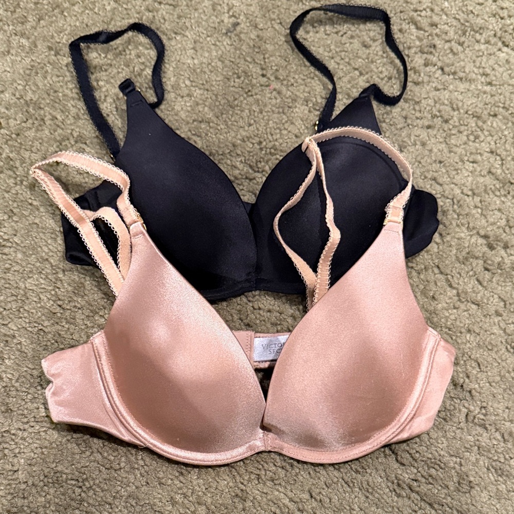 Victoria's Secret Black and Tan Bras